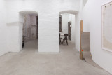 Johanna Charlotte Trede, <em>Der Zeit den Hof machen, </em>Exhibition view, Pech, Vienna, 2026 – Thumbnail preview