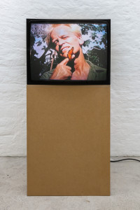 N.I.C.J.O.B., <em>Amant/Aimant</em>, 2000, DV Pal transferred on DVD, 00 m 12 s (05 m 00 s looped) – Thumbnail preview